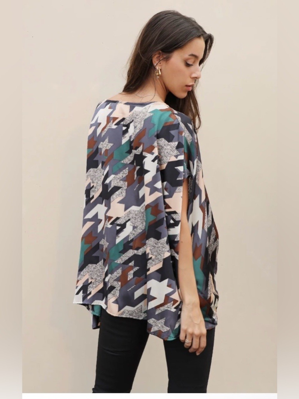 812. V-Neck Mixed Houndstooth Print Blouse - Black/Green/Brown